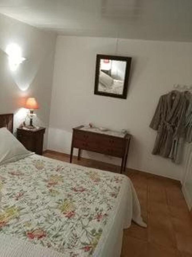 Le Terebinthe B&B Lauris Ngoại thất bức ảnh